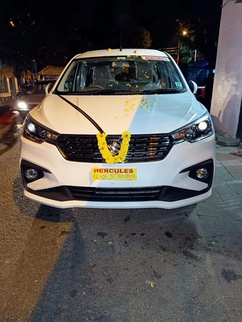 Maruti Ertiga 7 seater self drive car rental in Trivandrum