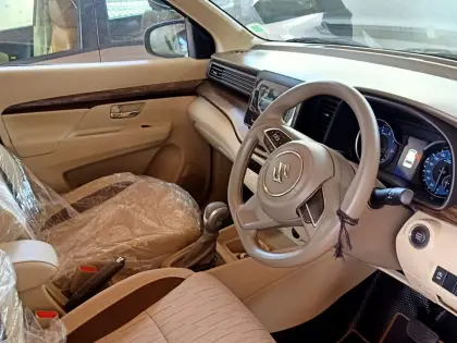 Apple Car Rentals gallery - 702